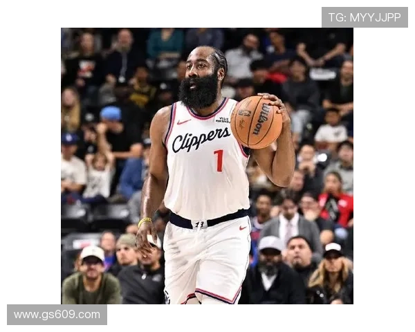 哈登谈休赛期努力与小卡合作目标新赛季良好开局